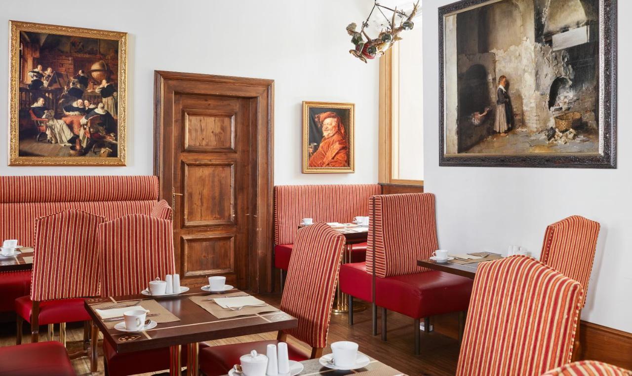 Living De Medici Hotel 4*